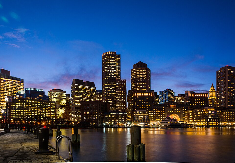 District-wide nighttime lighting guidelines for a waterfront redevelopment